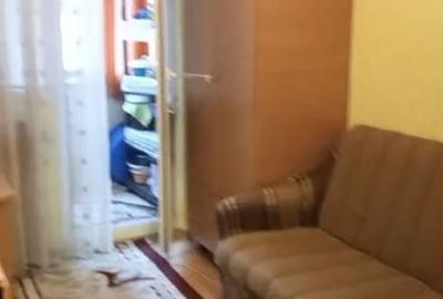 Apartament cu 3 camere în Podu Roș