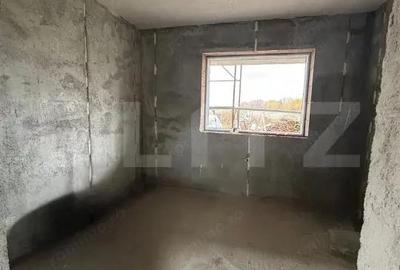 Casă cu 4 camere cu Teren 170 Mp în Central - 10