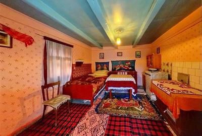 Tur Virtual! Casa traditionala+ domeniu de 4.300 mp,livada, anexe:refugiu apreci - 11
