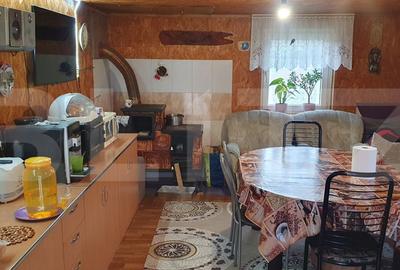 Casă cu 7 camere cu Teren 1750 Mp în Poiana Stampei - 13