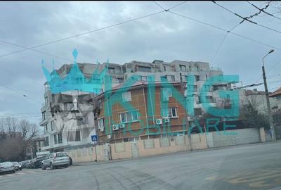 Casă individuală cu 12 camere în Calea Călărașilor