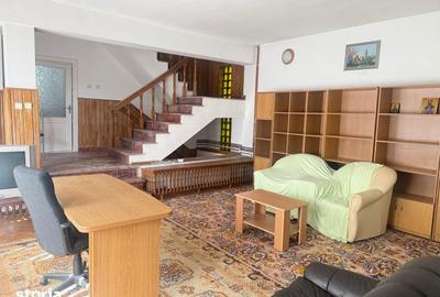 Casă cu 4 camere cu Teren 200 Mp în Central - 11