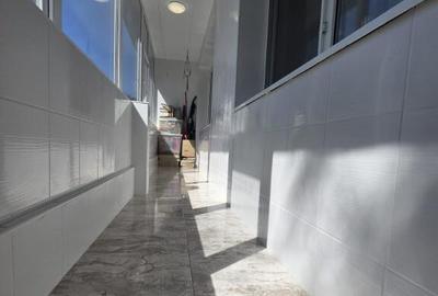 Apartament cu 3 camere semidecomandat în Calea Galați