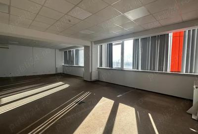 Spațiu comercial, de 400 mp, în Titan - 16