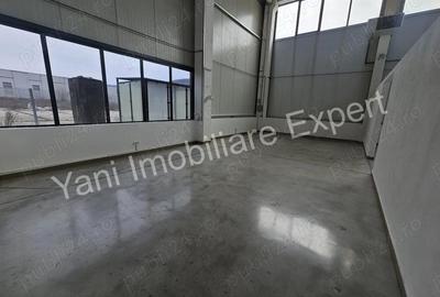 Spațiu comercial, de 1,000 mp, în Central - 16