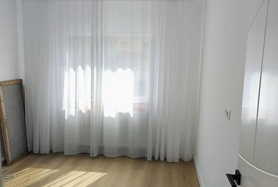 Apartament cu 3 camere decomandat în Exercițiu - 12