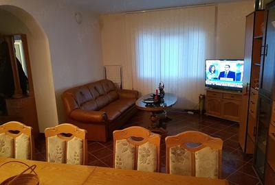 Casă cu 15 camere cu Teren 6500 Mp în Sutești - 5