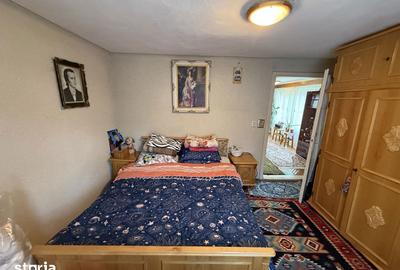 Casă cu 4 camere cu Teren 1390 Mp în Voinești - 10
