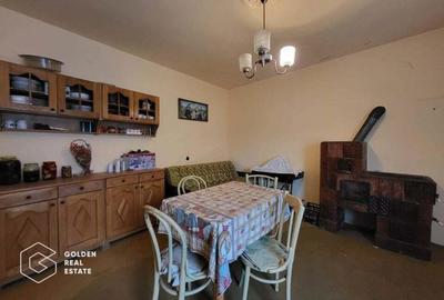 Casa cu 2 corpuri de cladire, oras Lipova - 1