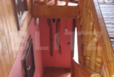 Casă cu 3 camere cu Teren 400 Mp în Central - 1