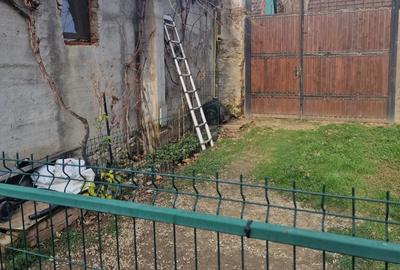 Vand Casa 800mp Re?i?a - 8