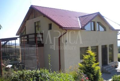 Casă individuală cu 5 camere cu Garaj în Dâmbul Rotund