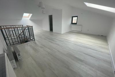 Duplex cu 5 camere cu Canalizare în Sud - 24