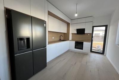 Casă cu 4 camere în Miroslava - 2