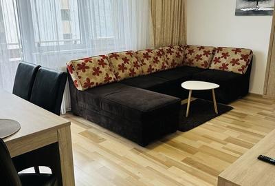 Apartament cu 2 camere decomandat în Tractorul - 1