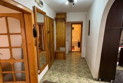 Apartament cu 3 camere decomandat, mobilat în Central - 2