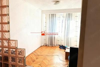 Apartament cu 3 camere decomandat în Decebal - 5