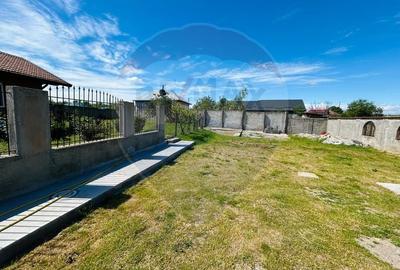 Casă individuală cu 6 camere cu Teren 1624 Mp în Pielești - 4