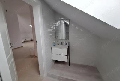 Apartament cu 3 camere decomandat în Chișoda - 5