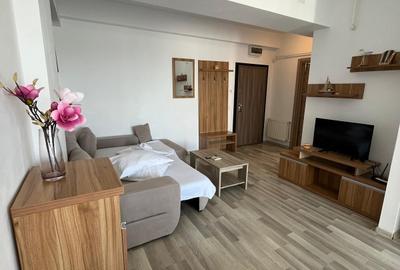 Apartament cu 2 camere, mobilat în Central