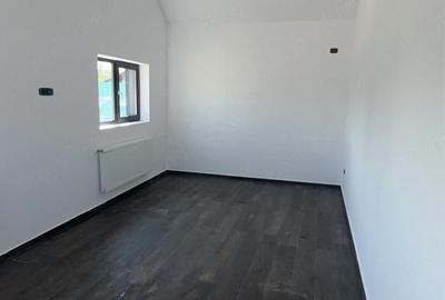 Casă cu Teren 508 Mp în Central - 2