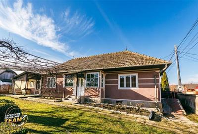 Casă individuală cu 3 camere cu Teren 7608 Mp în Cernat - 52