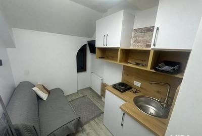 Piata Romana - Lahovari - Garsoniera micuta si draguta  10 mp - MODERNA - 2