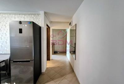 Apartament cu 3 camere semidecomandat în Central - 1