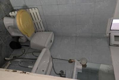 Garsonieră semidecomandată în Trocadero