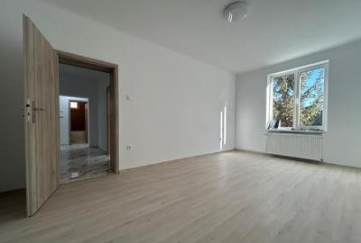 Brasovul Vechi - Apartament 2,5 camere, spatios, insorit, renovat! Brasovul Vechi - Apartament 2,5 camere, spatios, insorit, renovat! - 3