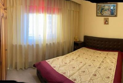 Apartament cu 4 camere decomandat în Central - 2