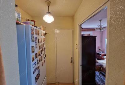Apartament cu 3 camere semidecomandat, mobilat în Ferentari - 9