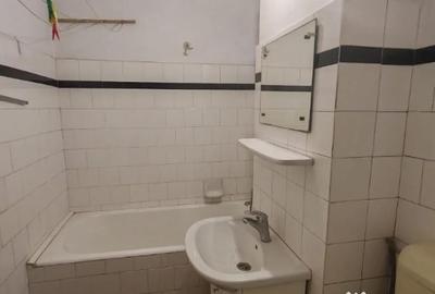 Apartament cu 3 camere decomandat în Exterior Vest - 6