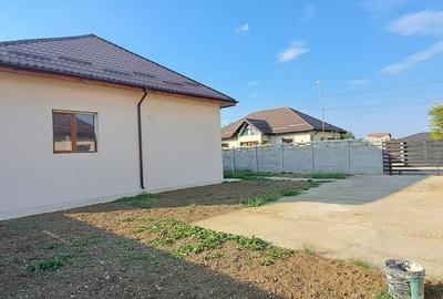 Dragomiresti Deal adiacent Str Republicii - Casa Indivuala 4 camere - 1
