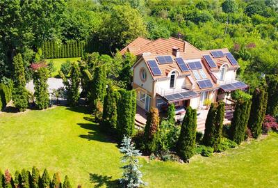 Casă individuală cu 9 camere cu Teren 2100 Mp în Periferie - 36