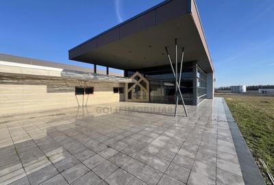 Spațiu comercial, de 190 mp, în Central - 3