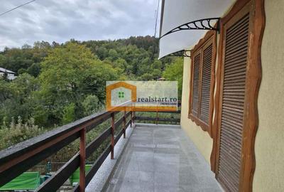 Casă individuală cu 9 camere cu Teren 1800 Mp în Est - 24