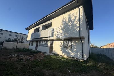 VANZARE VILA DUPLEX PRELUNGIREA GHENCEA - CARTIERUL LATIN STRADA IERNII - 1