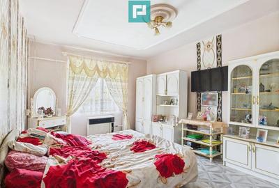 Casa cu 3 camere ?i teren generos langa frontiera - 1