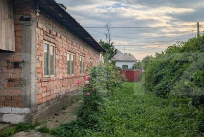 Casă cu 3 camere cu Teren 2540 Mp în Central - 5