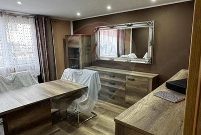 Casă cu Teren 730 Mp în Dârlos - 1