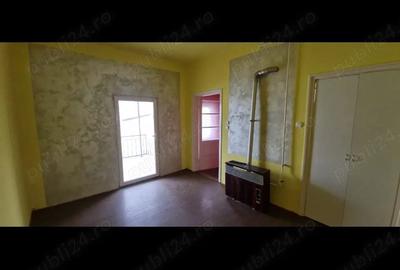 Casă cu 3 camere cu Teren 400 Mp în Central - 8