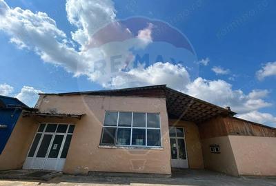 Spațiu comercial, de 612 mp, în Central - 3
