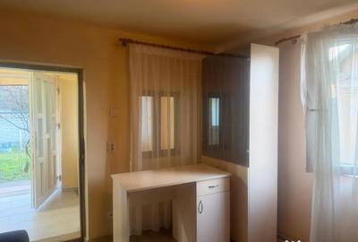 Casă cu 3 camere cu Teren 1090 Mp în Pielești - 7