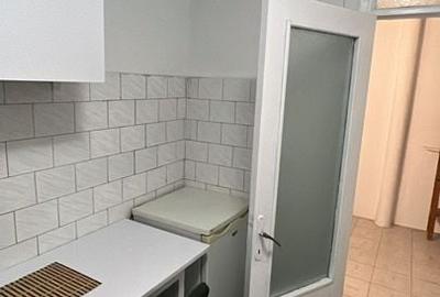 Apartament spatios, doua camere, Dezrobirii - 3