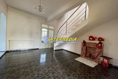 Casă individuală cu 5 camere cu Teren 580 Mp în Cetate - 8