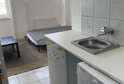 Garsonieră semidecomandată în Vitan