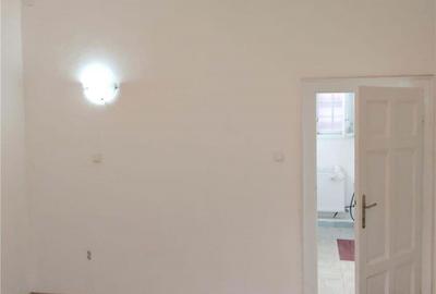 Apartament cu 3 camere decomandat în Central - 3