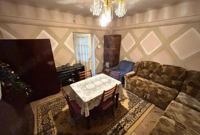 Casă cu 3 camere cu Teren 2078 Mp în Cuvin - 3