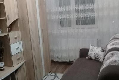 Apartament cu 3 camere semidecomandat în Central - 6